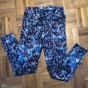 Fabletics leggings sz M.